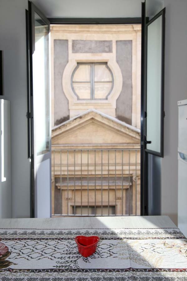 カターニア Sicily Wonderful Piazza Universita'ヴィラ エクステリア 写真