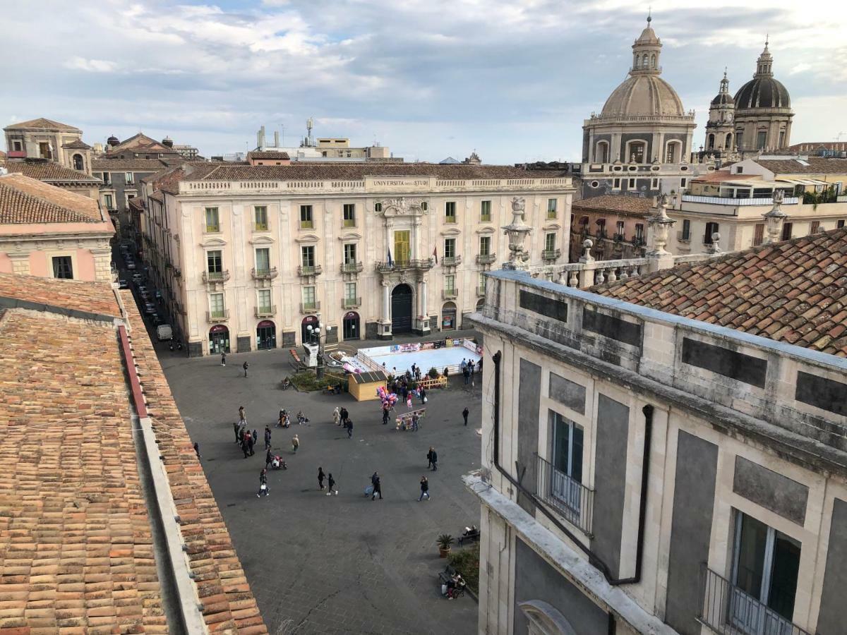 カターニア Sicily Wonderful Piazza Universita'ヴィラ エクステリア 写真