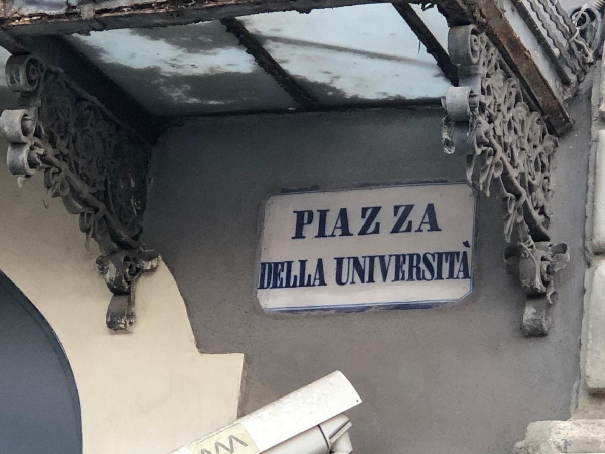 カターニア Sicily Wonderful Piazza Universita'ヴィラ エクステリア 写真